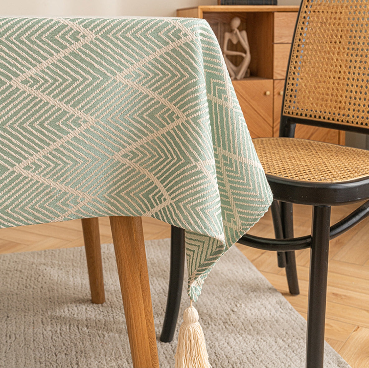 Nappe à franges en vagues géométriques