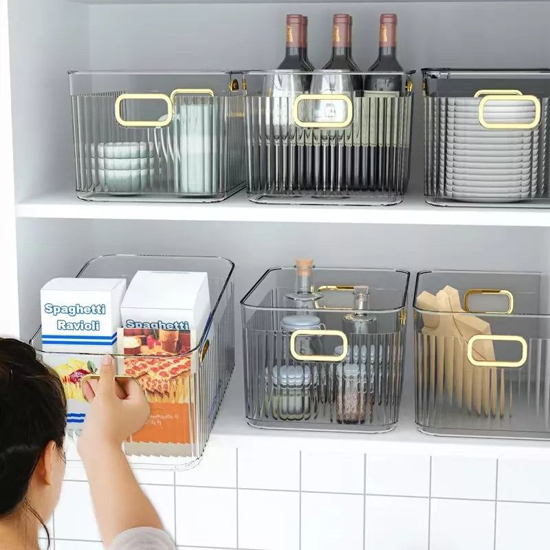 Boîte de rangement transparente pour la maison