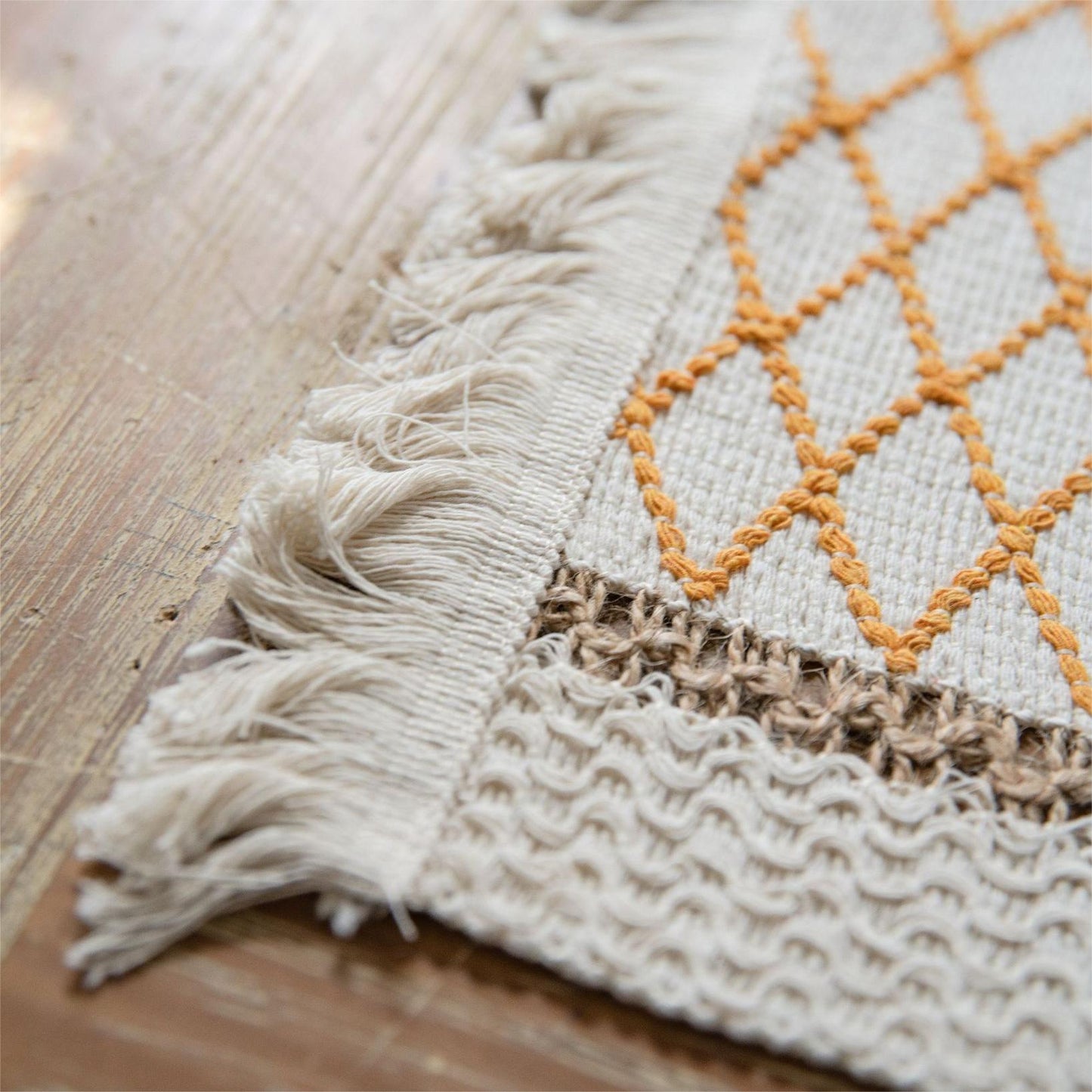 Sets de 4 sous-assiettes en corde de chanvre tressée à motif géométrique