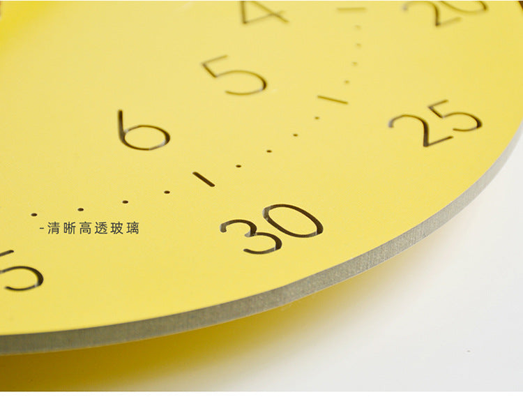 Horloge murale pour enfants analogique et silencieuse