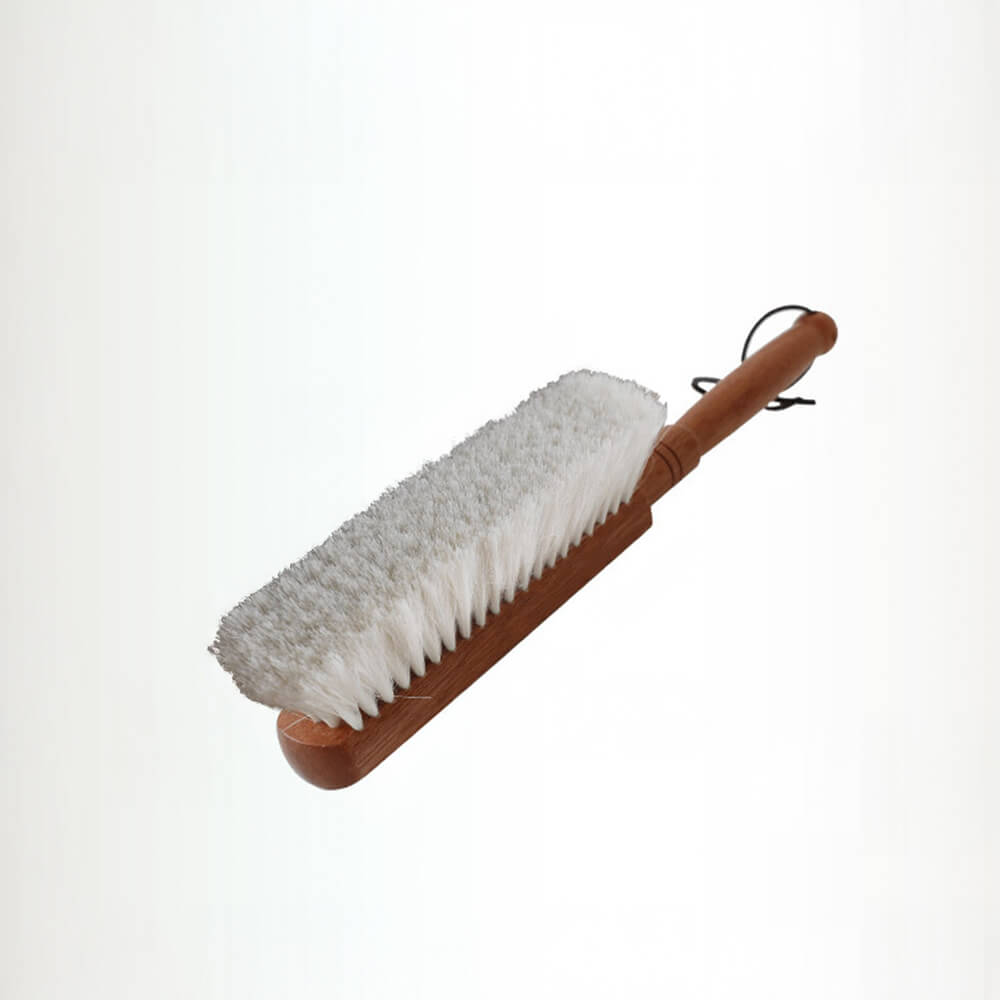 Brosse de nettoyage multifonctionnelle en poils de laine avec poignée en bois de santal