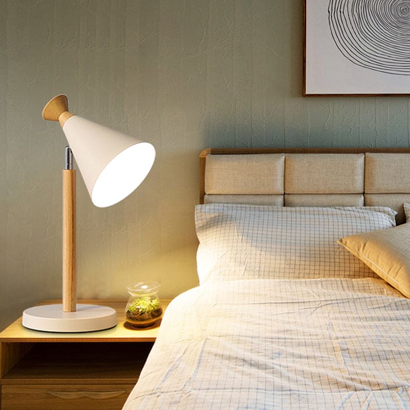 Floroux - Lampe de table en fer élégante pour un éclat moderne