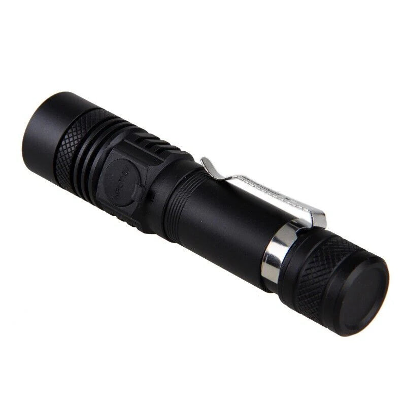 Floroux - Super lumineux 90000LM lampe de poche tactique zoomable avec batterie rechargeable