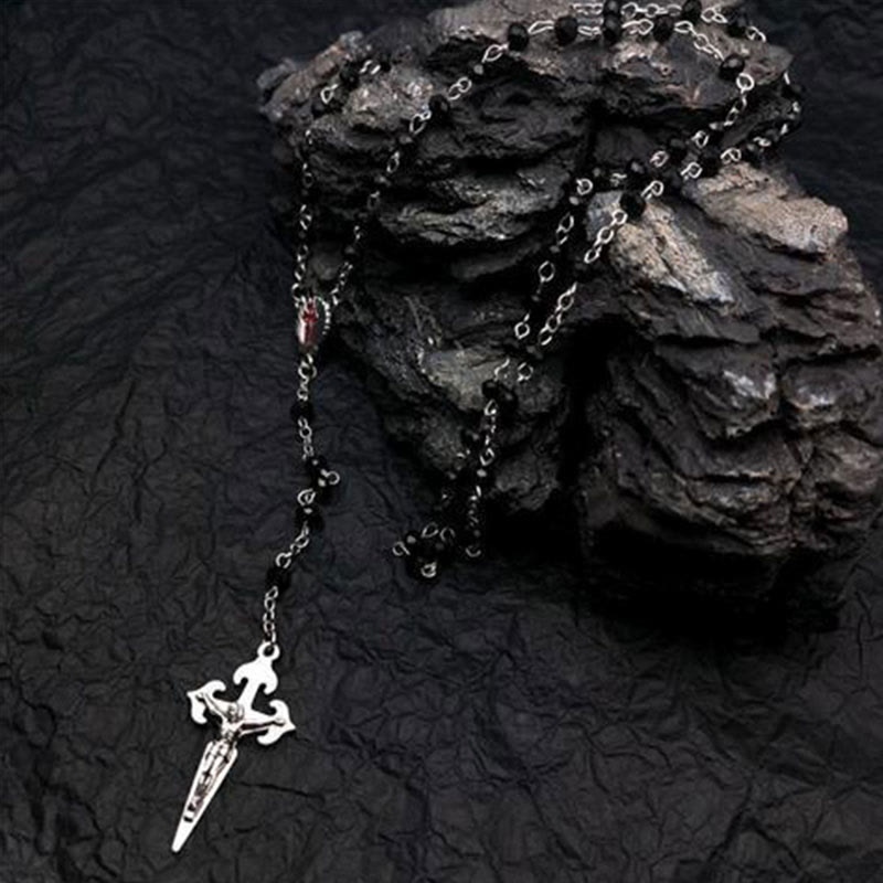 Elara Collier en Ruth en Forme de Coeur - Élégances Uniques pour Votre Style