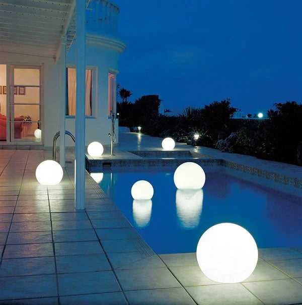 Éclairage de jardin sphérique - GlowSphere