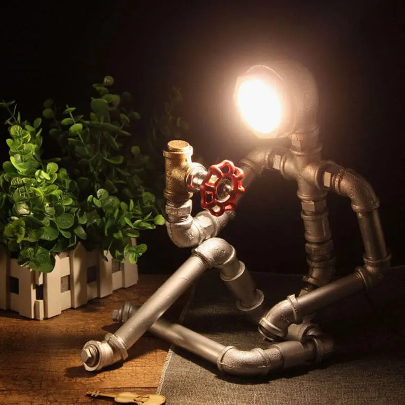 IronCraft - Lampe de bureau en tuyaux industriels | Élégante et fonctionnelle