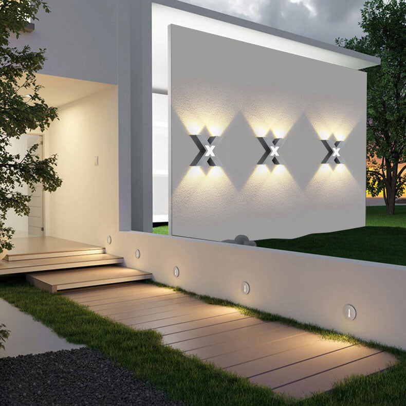 Applique LED étanche moderne en forme de X avec 4 lumières pour extérieur