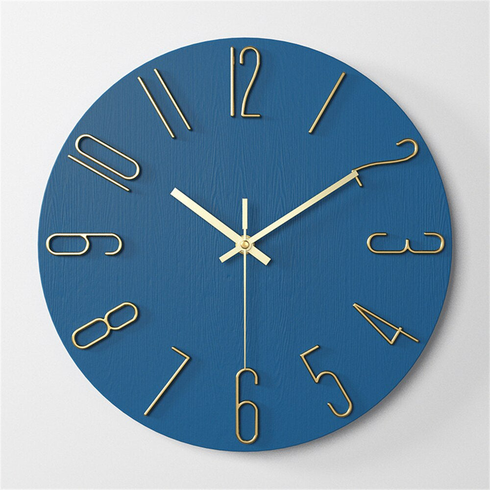 GlowTech – Horloge murale en plastique moderne