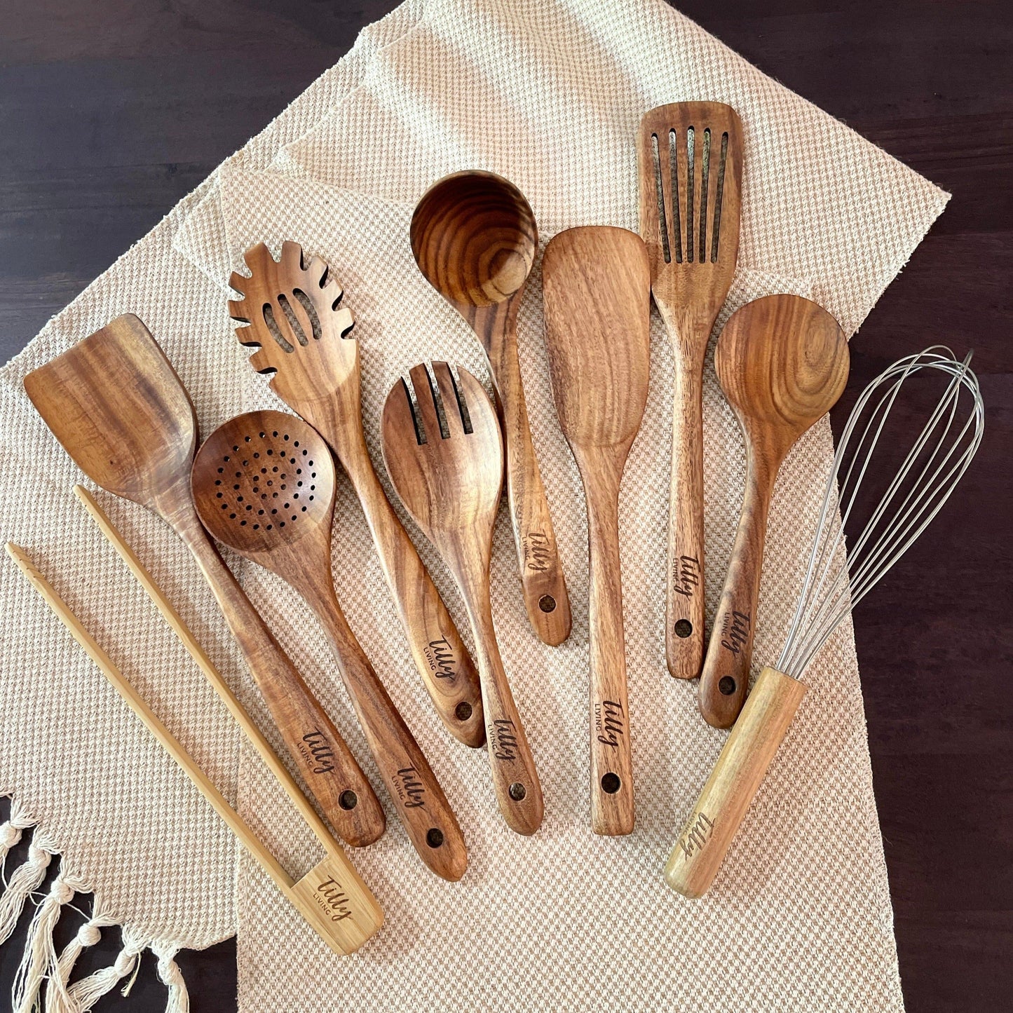 Udgita - Set d'ustensiles de cuisine de 10 pièces en bois de teck