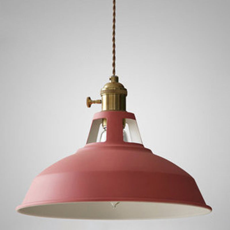 LumièreIndus – Lampe suspendue industrielle pour espaces de restauration