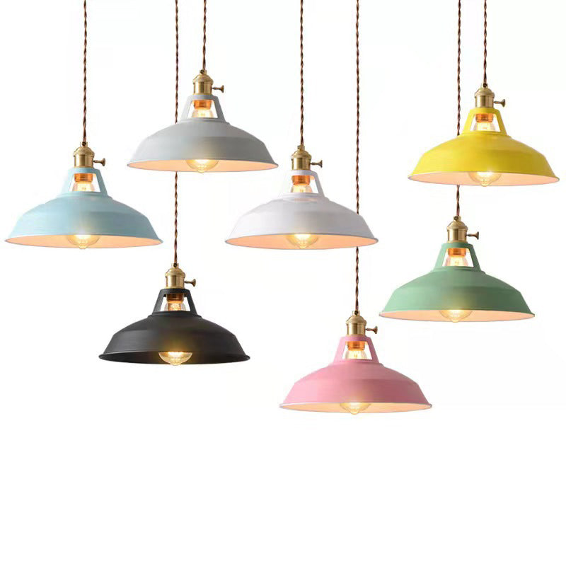 LumièreIndus – Lampe suspendue industrielle pour espaces de restauration