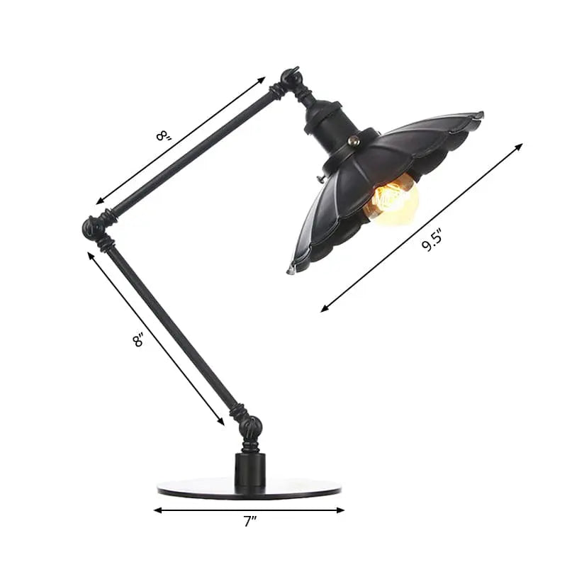 LumiVintage – Lampe Réglable Rétro avec Abat-jour Métallique Sculpté