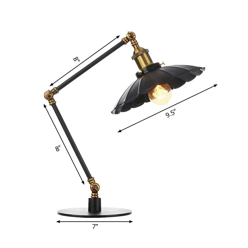 LumiVintage – Lampe Réglable Rétro avec Abat-jour Métallique Sculpté