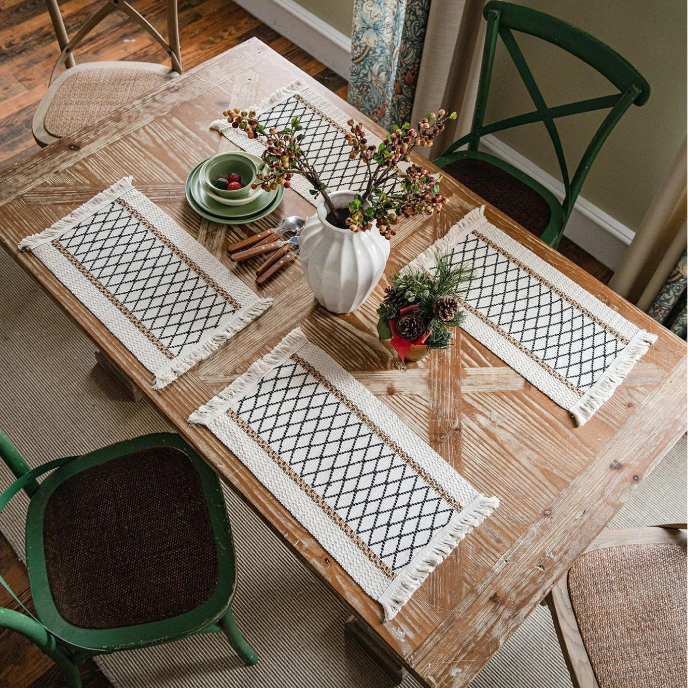 Set de 4 sous-verres en corde de chanvre tissée à motif géométrique