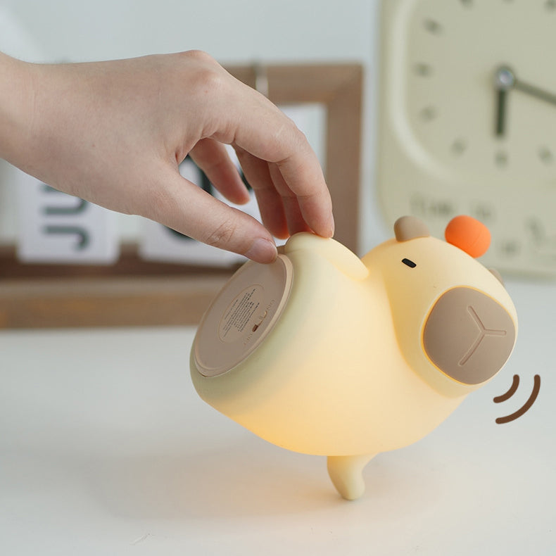 Lampe de nuit LED Capybara en silicone souple et amusante - Cadeau parfait pour les enfants et les filles