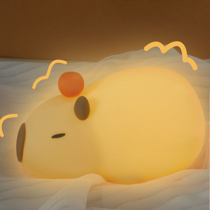 Capybara en silicone squishy paresseux avec lumière nocturne LED orange - Cadeau parfait pour les enfants et les filles