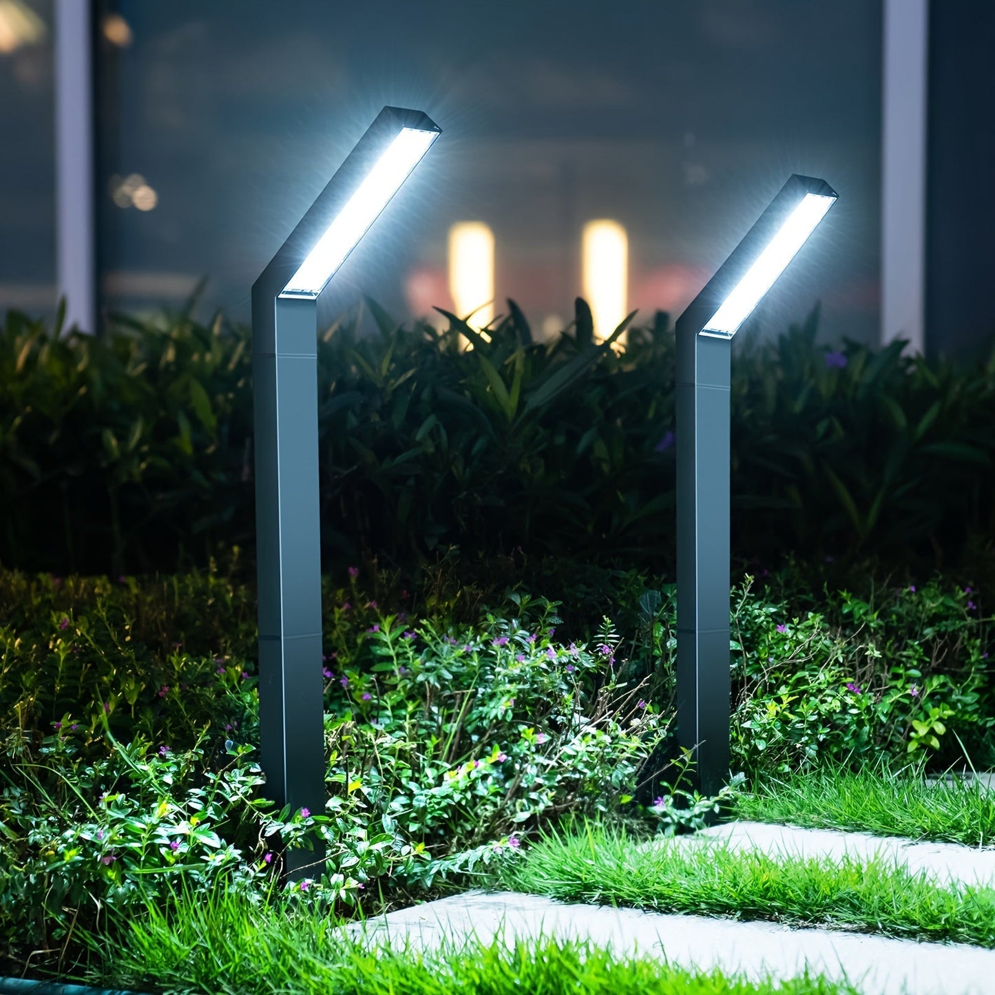 SolarPath Light - Lampe Solaire Étanche Réglable