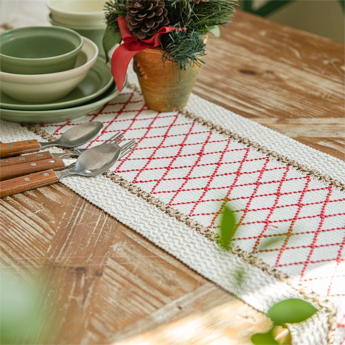 Nappe en corde de chanvre tissée à motif géométrique
