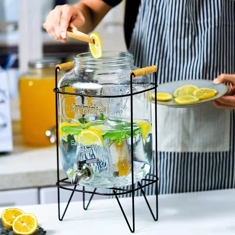 Distributeur de jus en verre