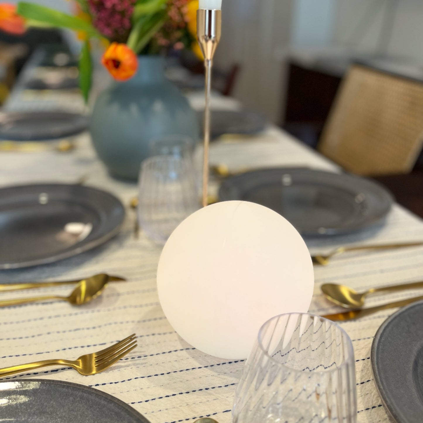 Lampe de table LED sans fil Moon avec batteries rechargeables