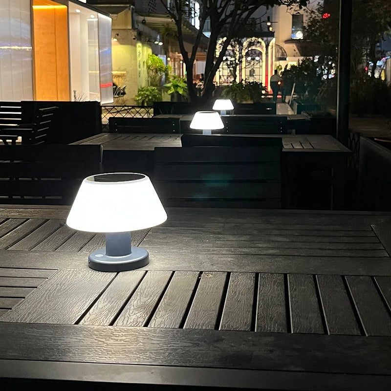 Floroux – Éco-Chic Lampe de table alimentée par solaire pour une atmosphère sans effort