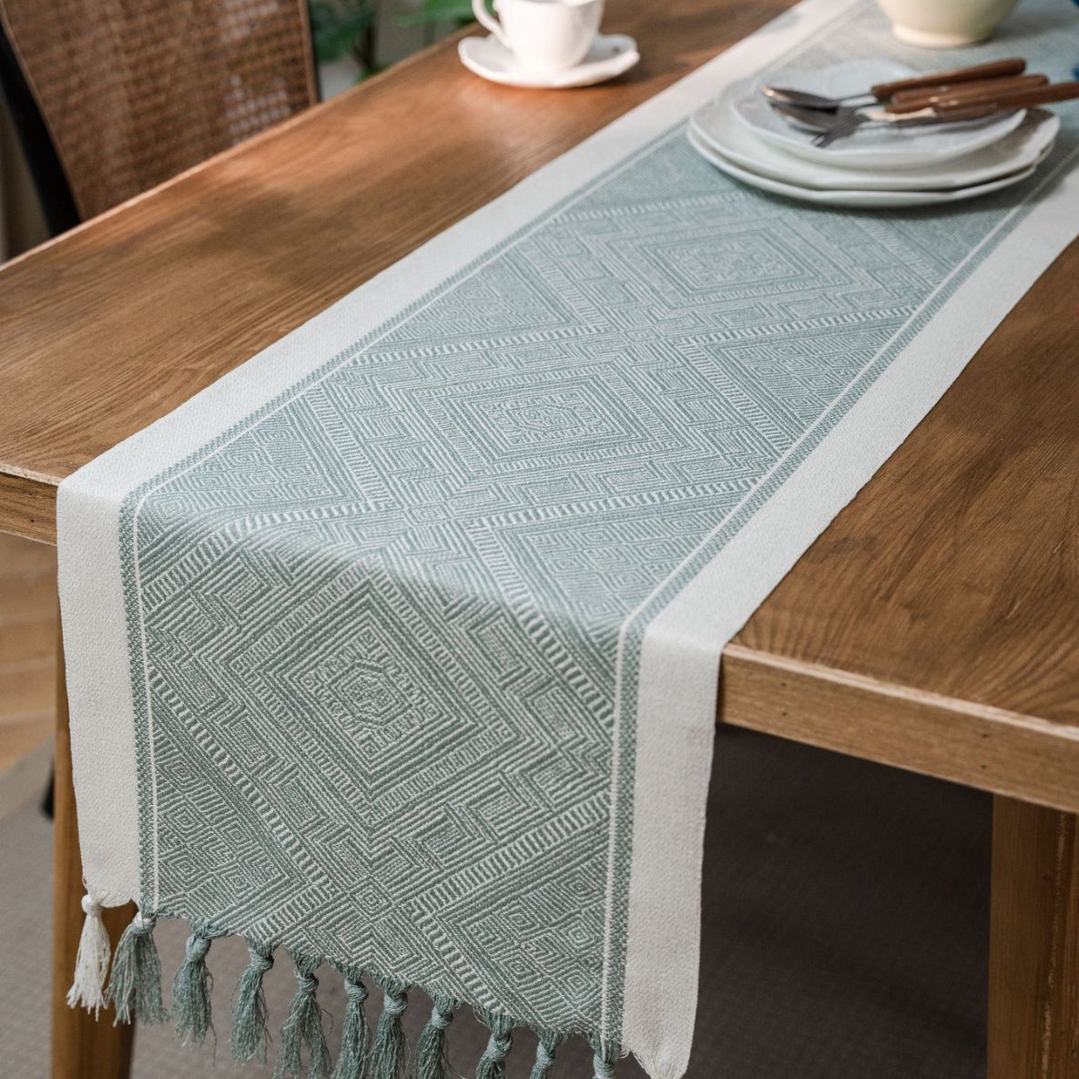 Nappe en jacquard à carreaux géométriques
