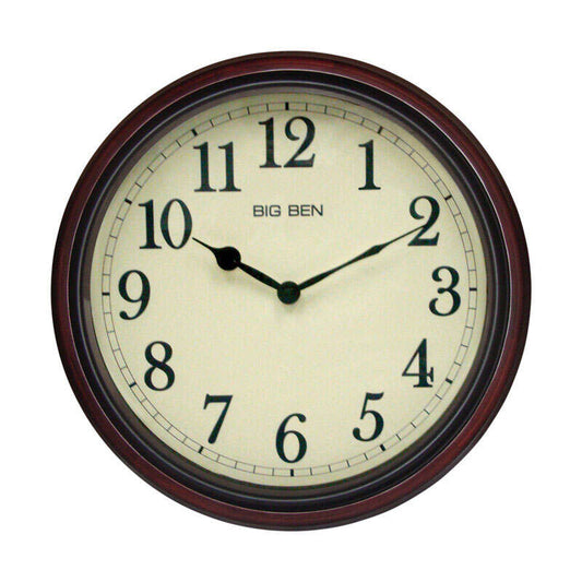 Horloge murale classique en marron
