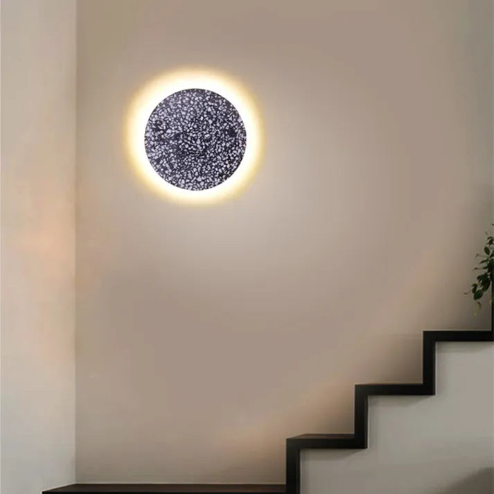 TerraLumi – Lumière d’Allée Terrazzo Élégante