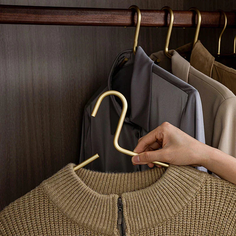 Floroux Metal Hanger Set | Matte Gold or Silver | Seamless Closet Organizer | 5 Pieces