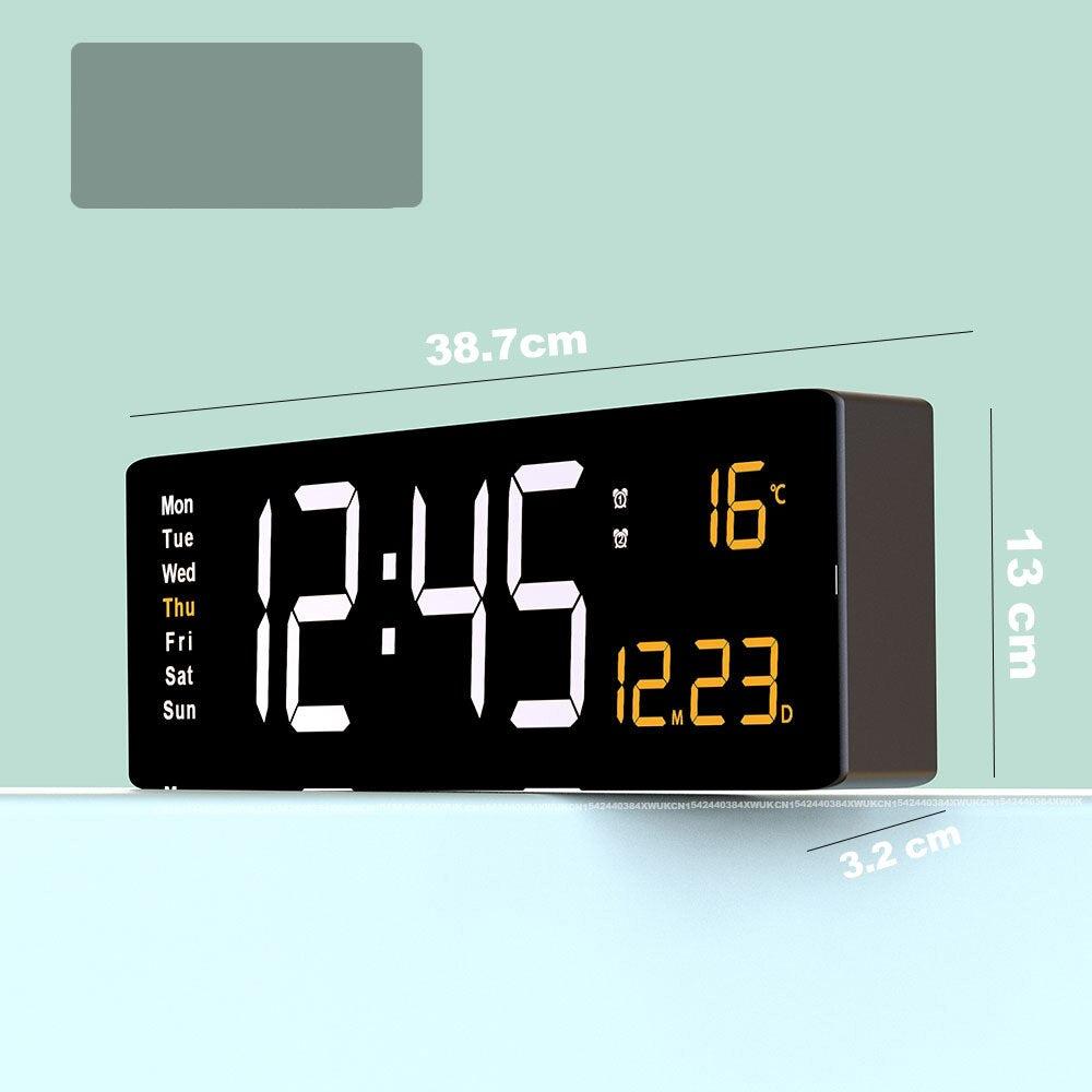 Montre digitale en acrylique colorée – Apportez de la couleur dans votre intérieur