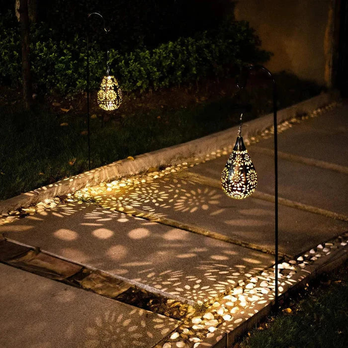 Lampe de jardin alimentée par énergie solaire et résistant aux intempéries – SolarLuxe