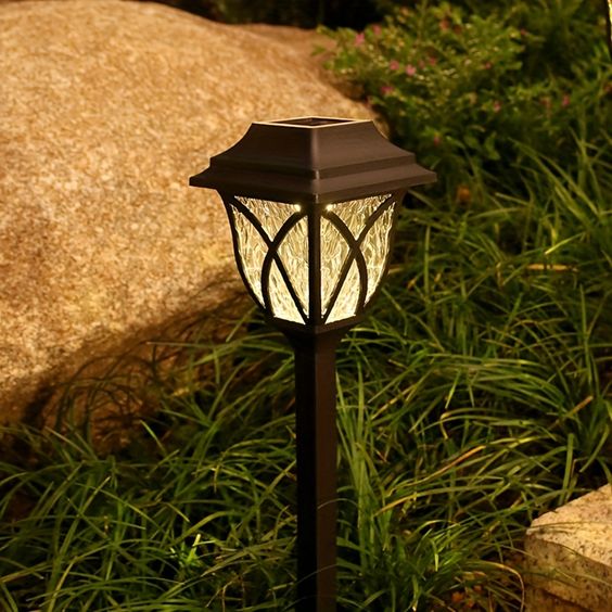 Floroux | Lumière de jardin LED moderne et luxueuse