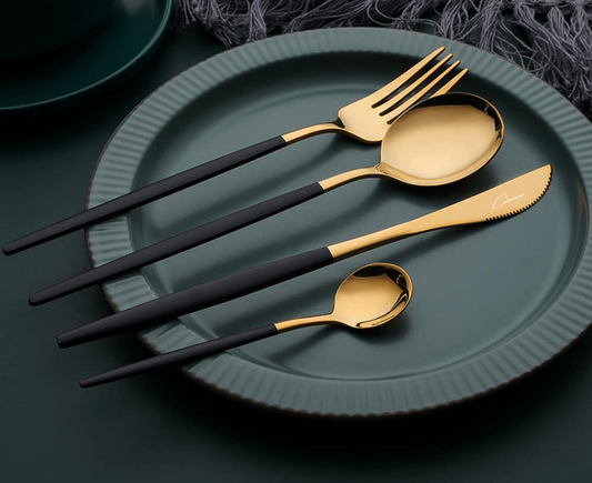 RoyalServe - Ensemble de couverts de luxe noir et doré pour quatre