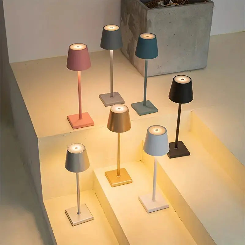 LumiLux - Lampe de table sans fil élégante
