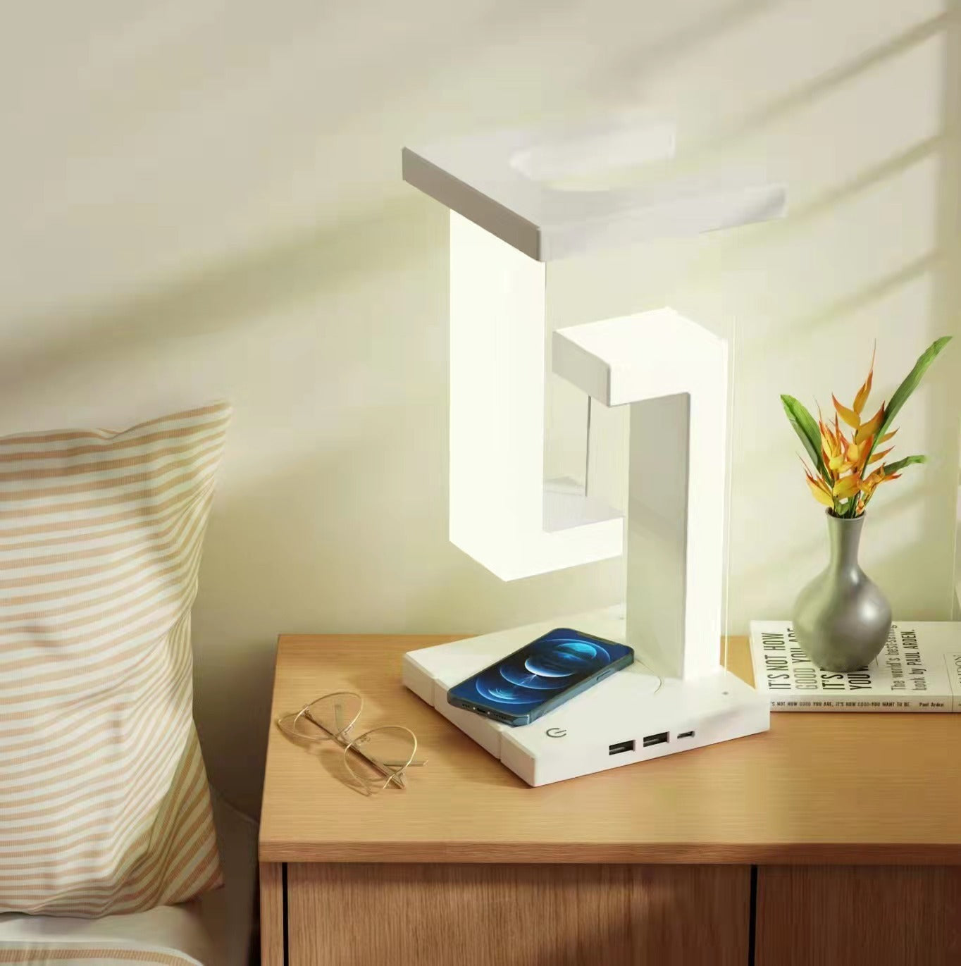 Lampe d'équilibre flottante avec charge sans fil