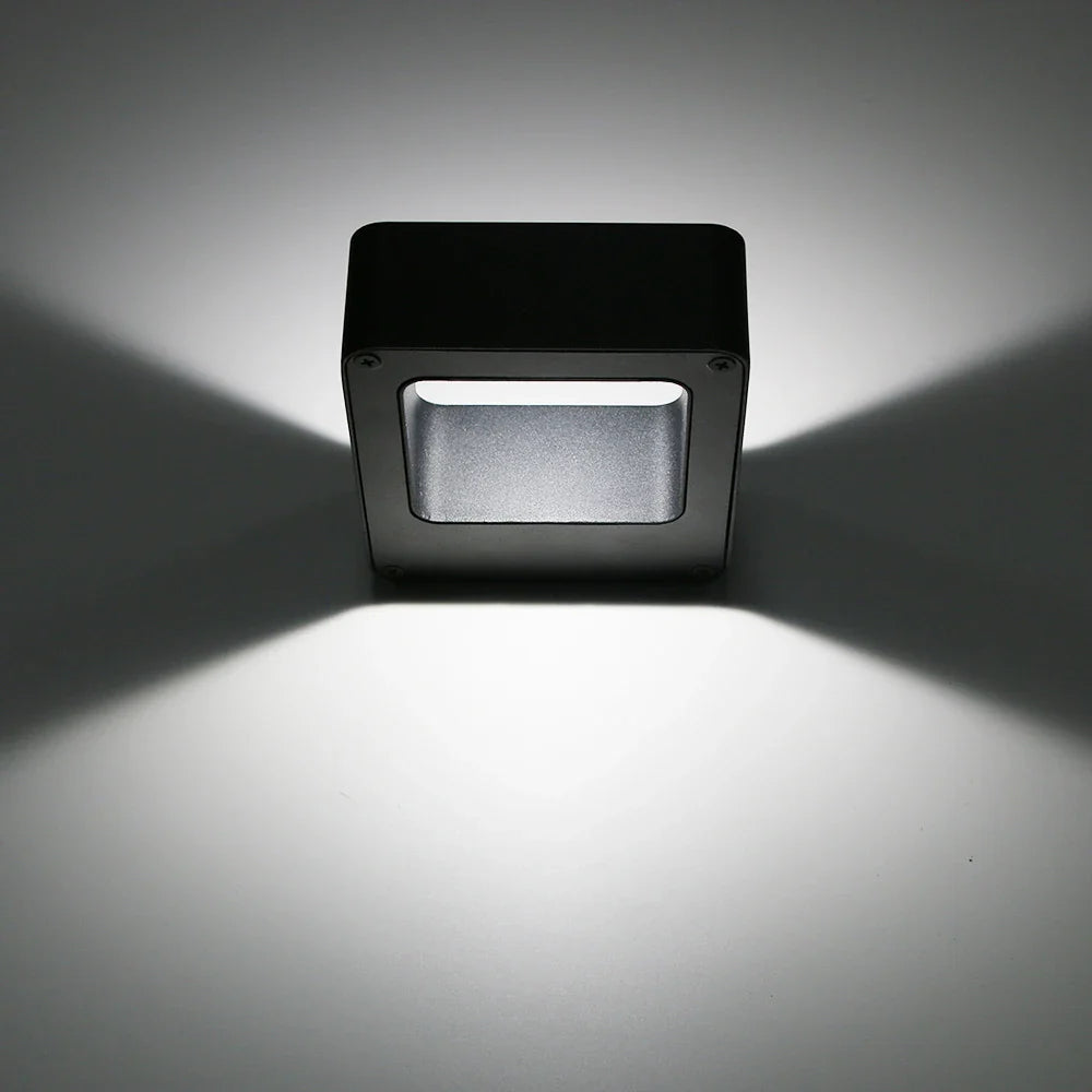 Floroux – Lampe extérieure LED étanche