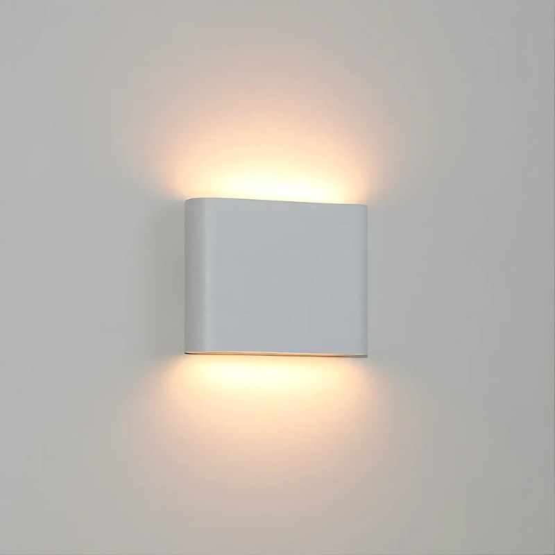 Floroux - Applique murale LED élégante et intempérienne pour les espaces extérieurs