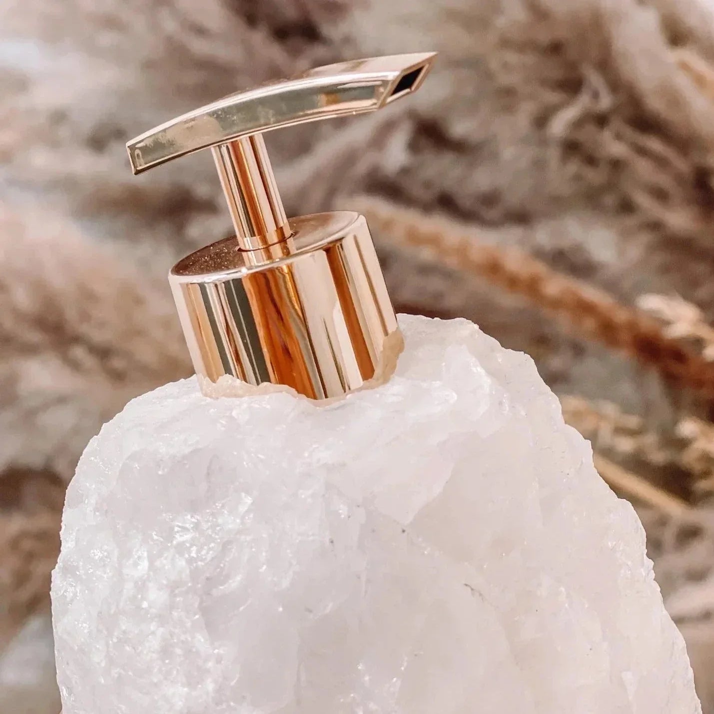 Floroux | Distributeur de savon en pierre précieuse | Élégance pour votre salle de bain