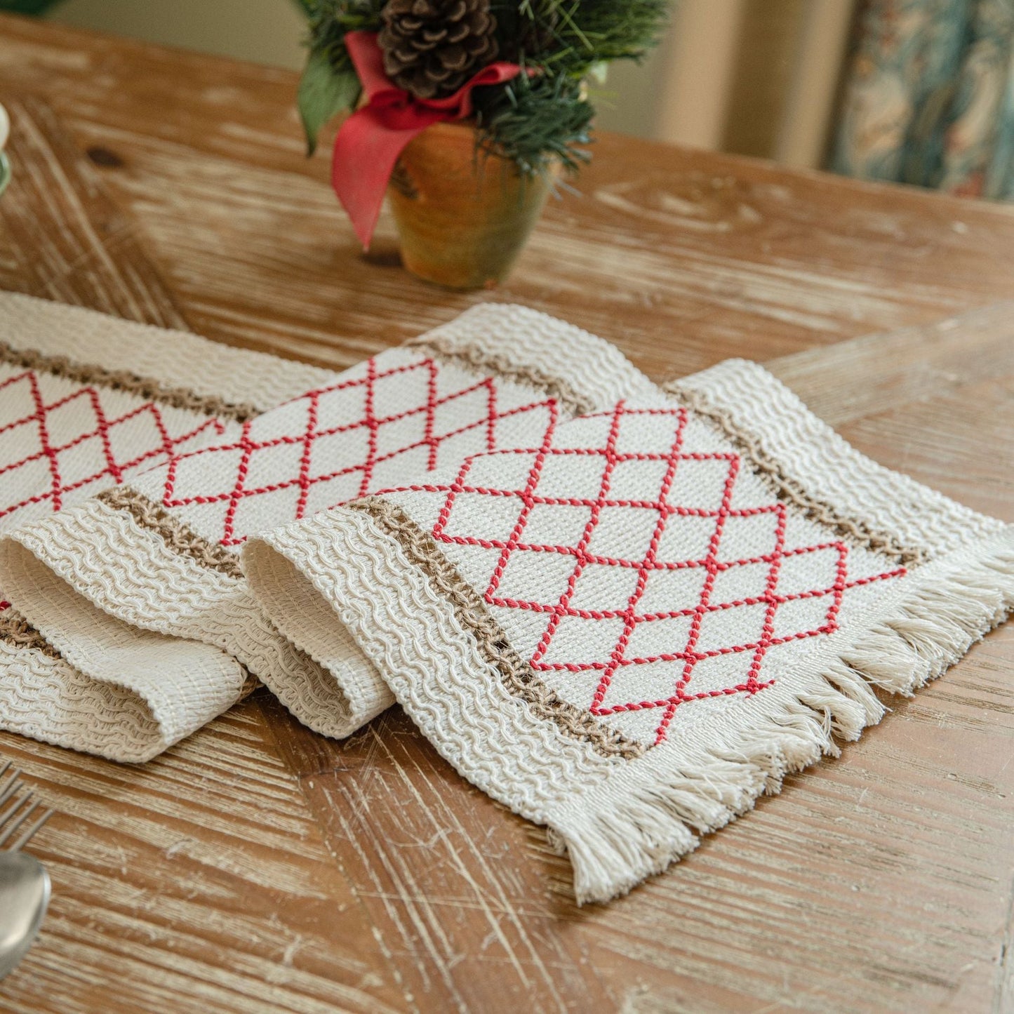 Nappe en corde de chanvre tissée à motif géométrique