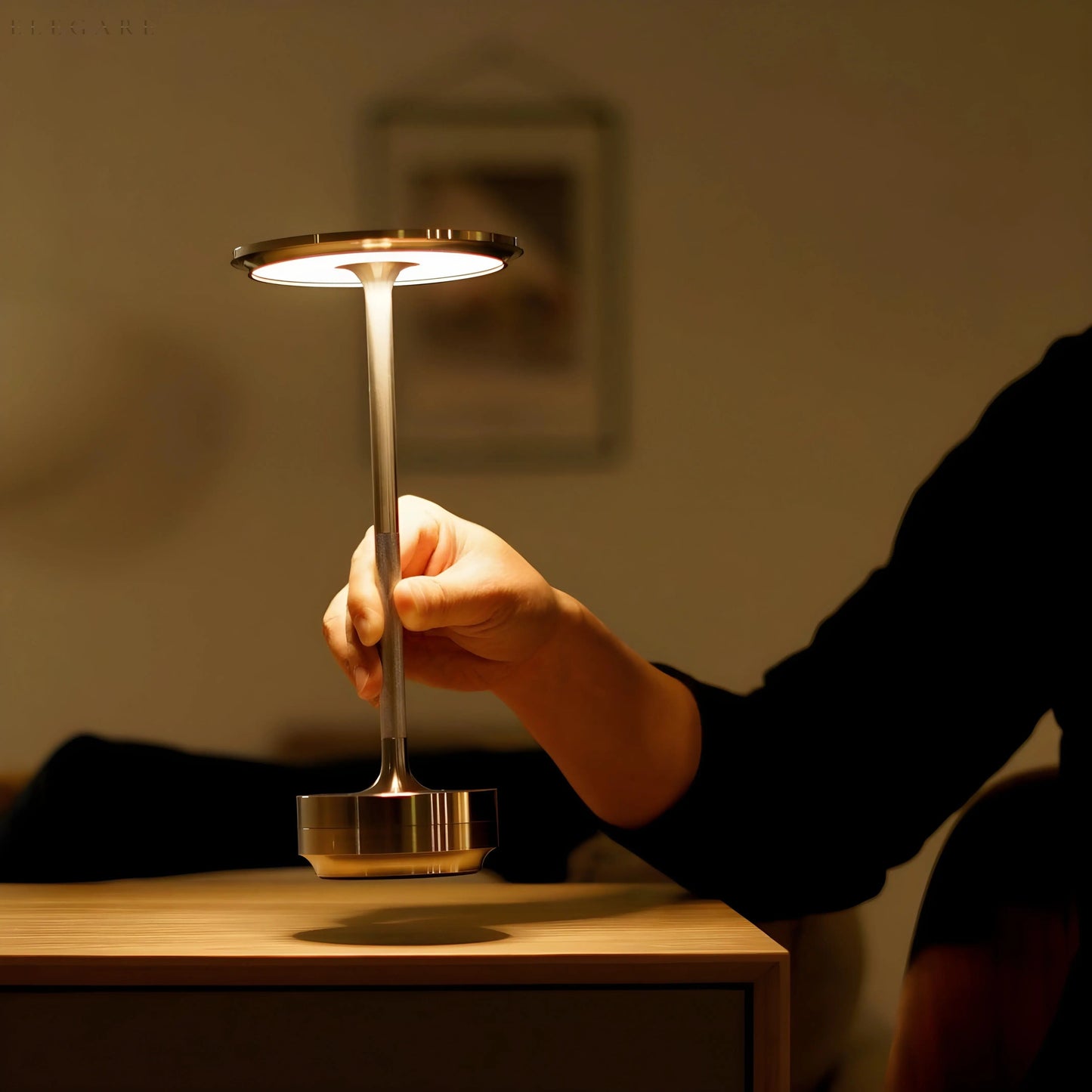 Floroux - Lampe de table sans fil élégante pour un habitat moderne