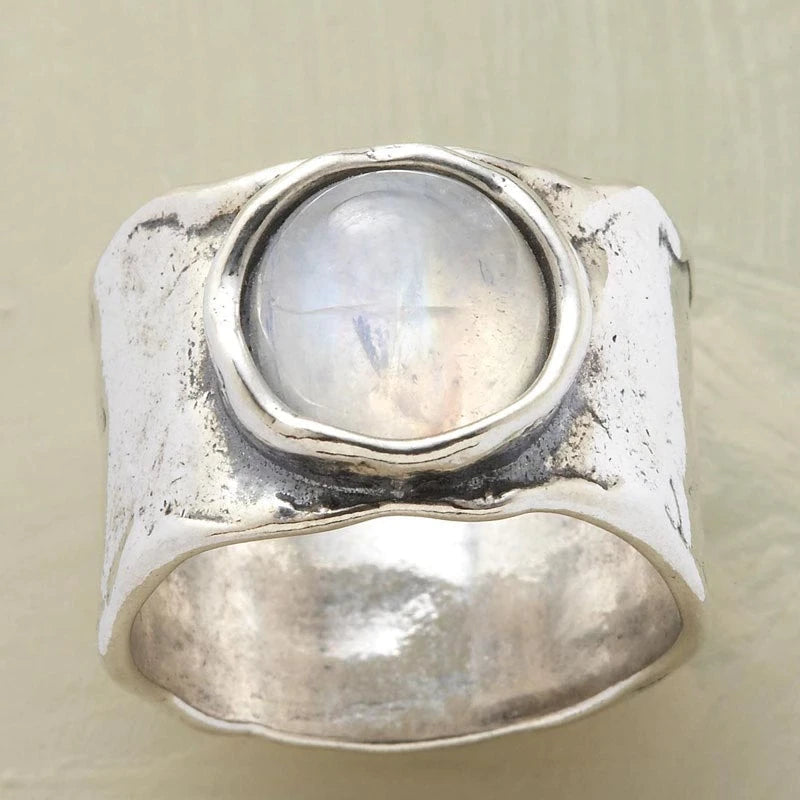 Bague en Argent Élégante avec Une Pierre de Lune Envoûtante - Lyra