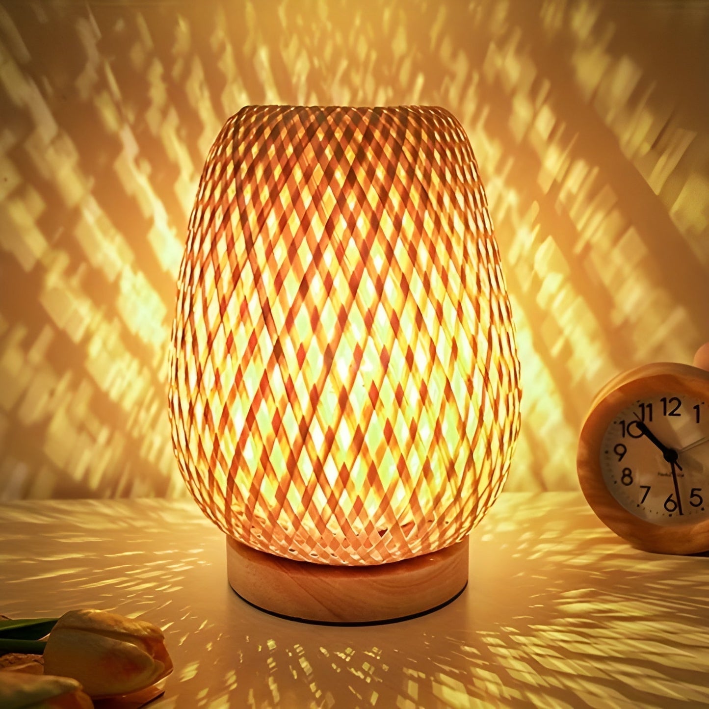 Lampe de table en bambou élégante avec alimentation USB – Design durable et économe en énergie