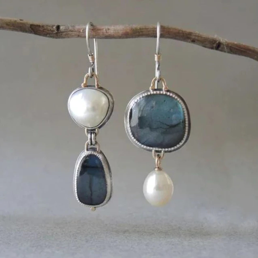 Amalina Vintage Boucles d'oreilles avec Élégante Pierre Naturelle Bleue et Luxueuses Perles