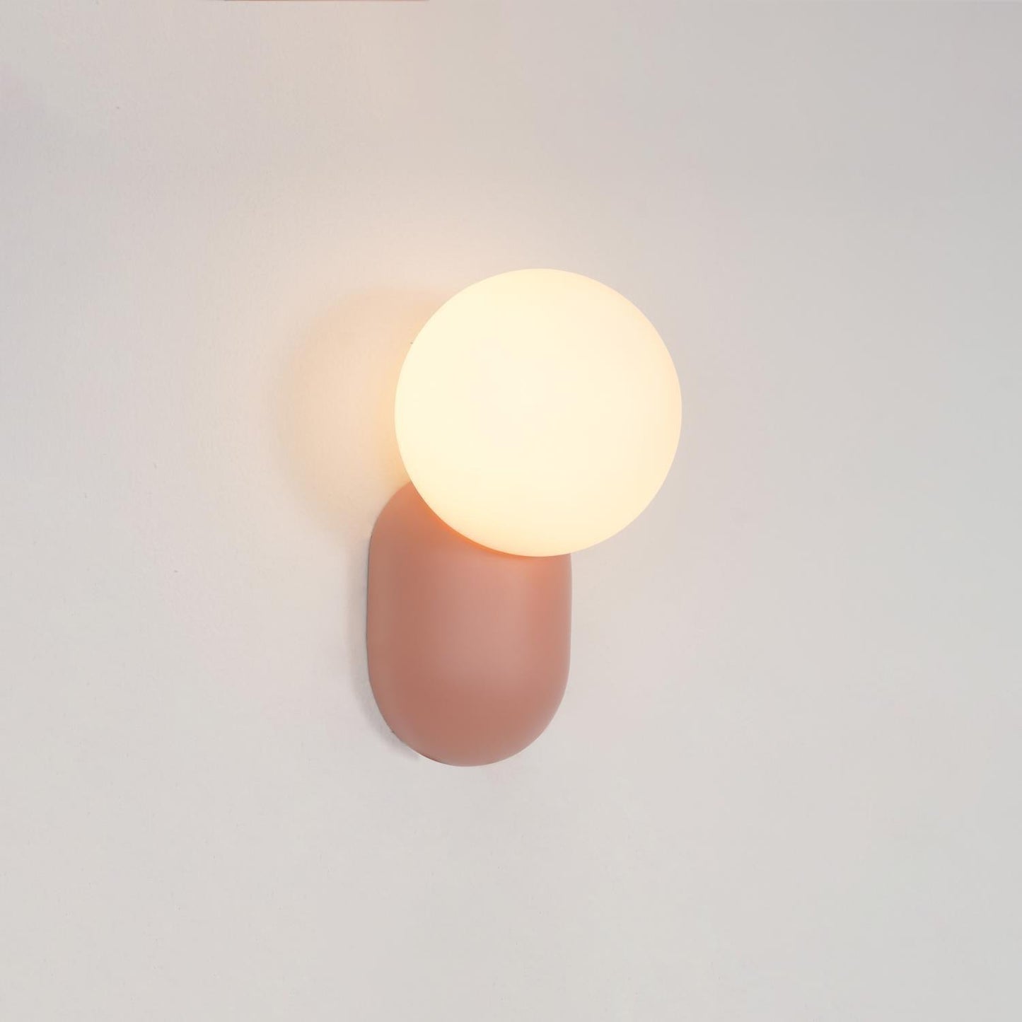 ChicGlow Lampe Murale en Résine – Élégance et Économie d'Énergie en Un