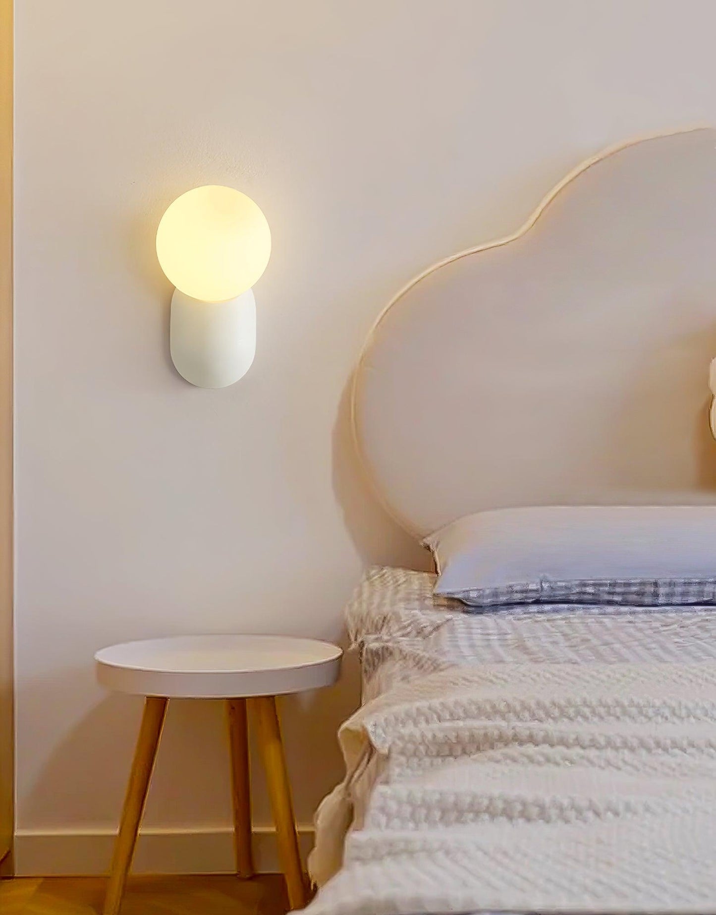 ChicGlow Lampe Murale en Résine – Élégance et Économie d'Énergie en Un