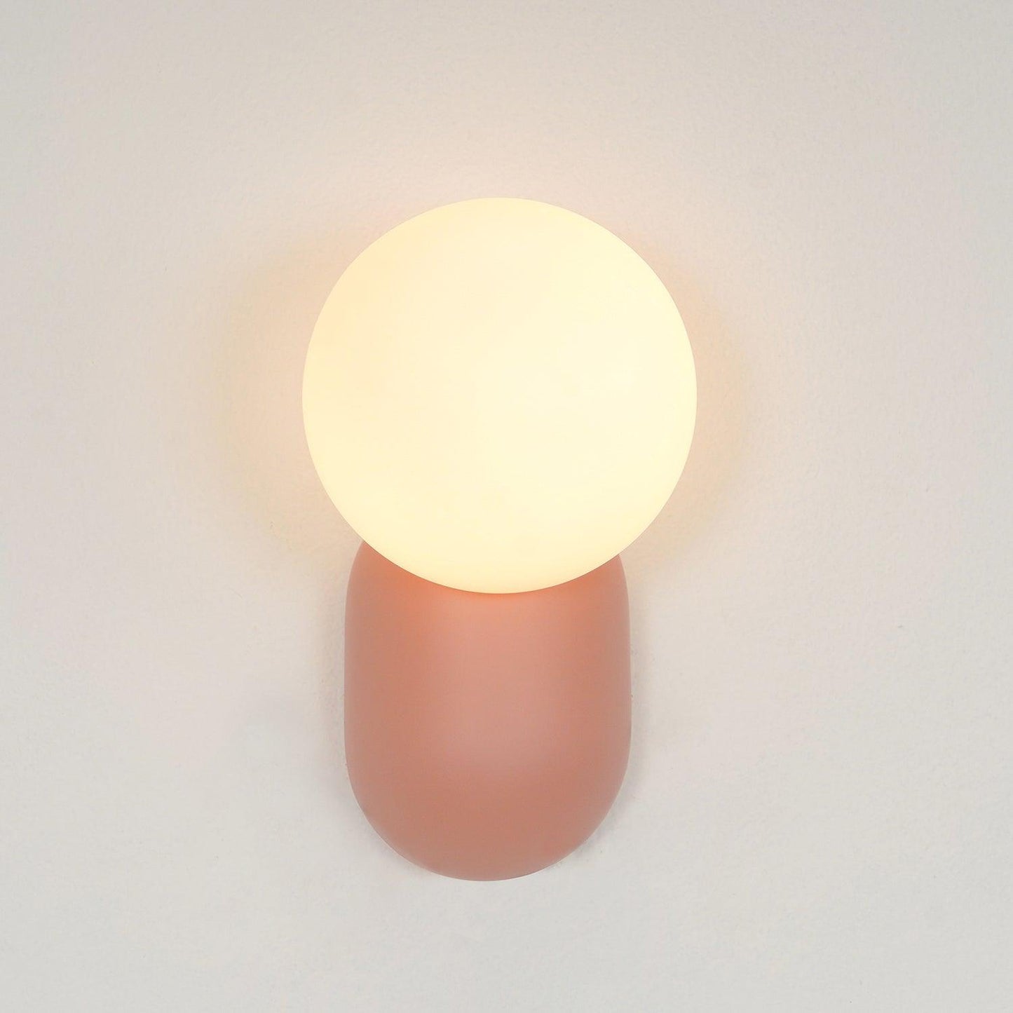 ChicGlow Lampe Murale en Résine – Élégance et Économie d'Énergie en Un