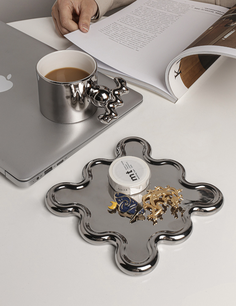 Cupido - Ensemble de Tasse et Soucoupe en Porcelaine Fait Main