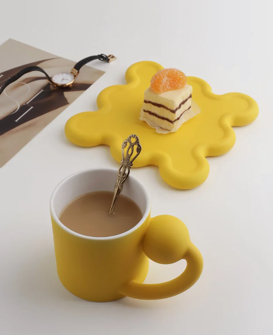Marcia Cup Set – Ensemble de tasse et assiette en porcelaine élégante