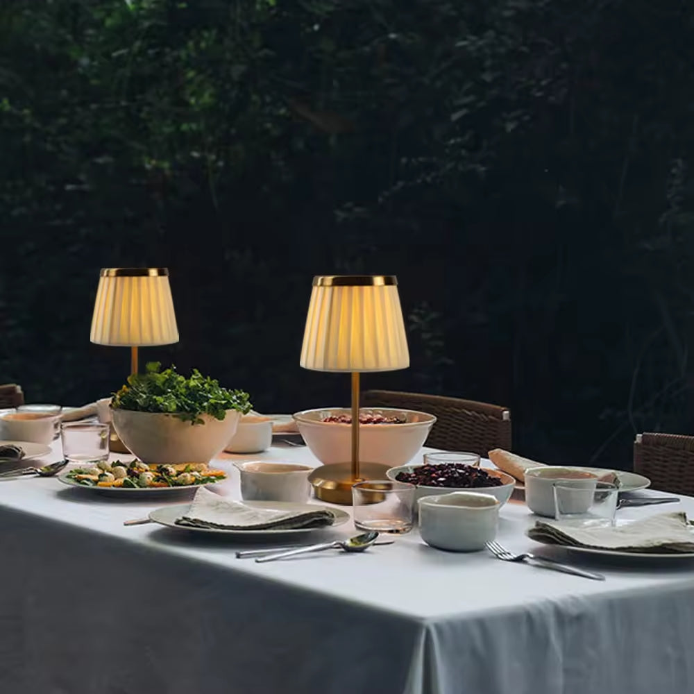 LumiSérénité – Lampe intemporelle élégante