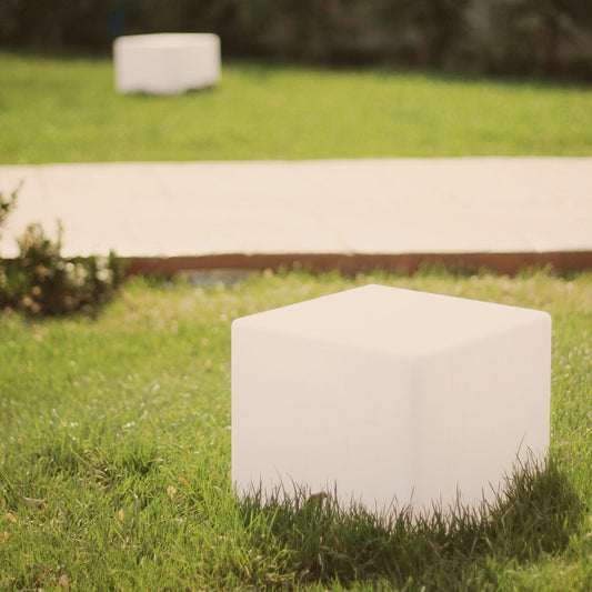 Floroux Cubic Garden Lamp | LED Outdoor Lighting | Solar | Elegant Design